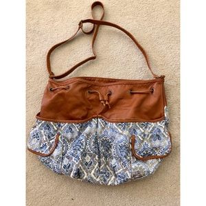 Cute tote purse- lots of pockets!